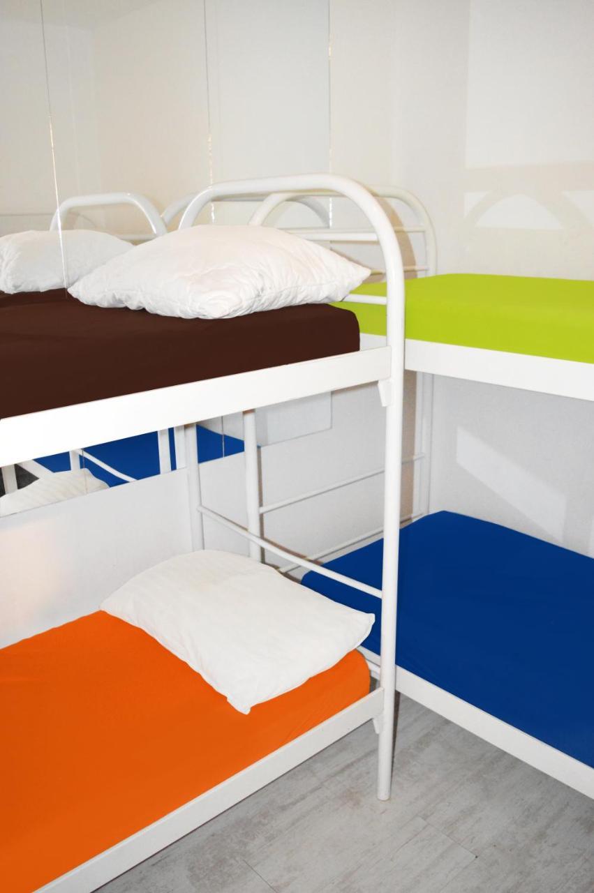 Hostel Railway Kiev Zewnętrze zdjęcie